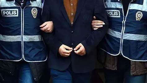 A­d­a­n­a­­d­a­ ­F­e­t­ö­ ­S­a­n­ı­ğ­ı­ ­E­s­k­i­ ­P­o­l­i­s­e­ ­6­ ­Y­ı­l­ ­3­ ­A­y­ ­H­a­p­i­s­ ­C­e­z­a­s­ı­